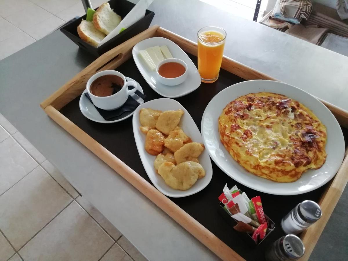 特里欧皮特拉 Hill Of Calm酒店 外观 照片